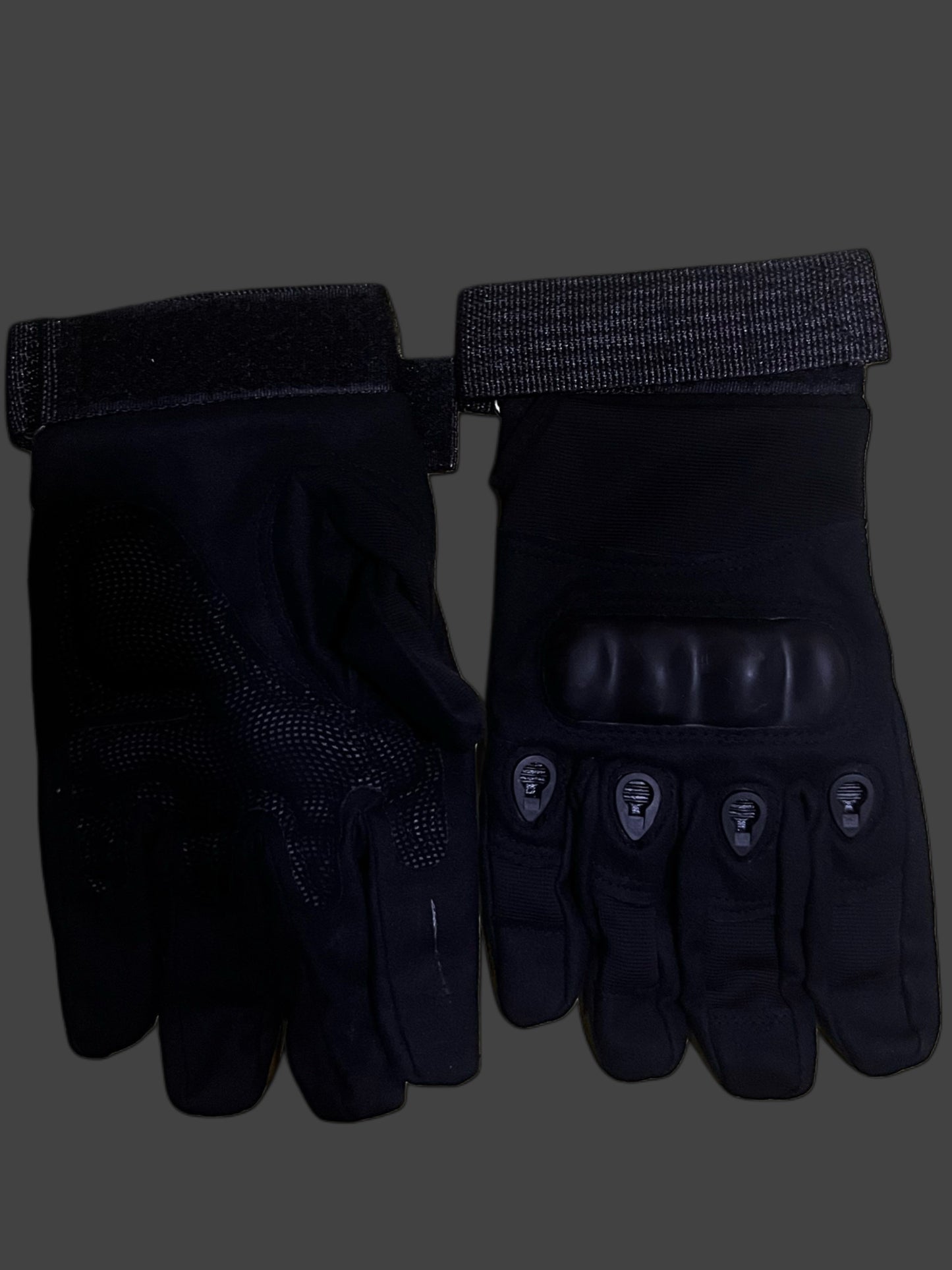 TACTICAL GLOVES