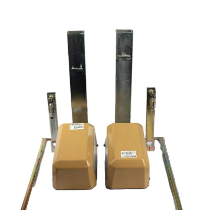 Gemini Double Swing Incl. Battery and Pedestal